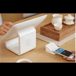 Square iPad terminal and contactless card reader